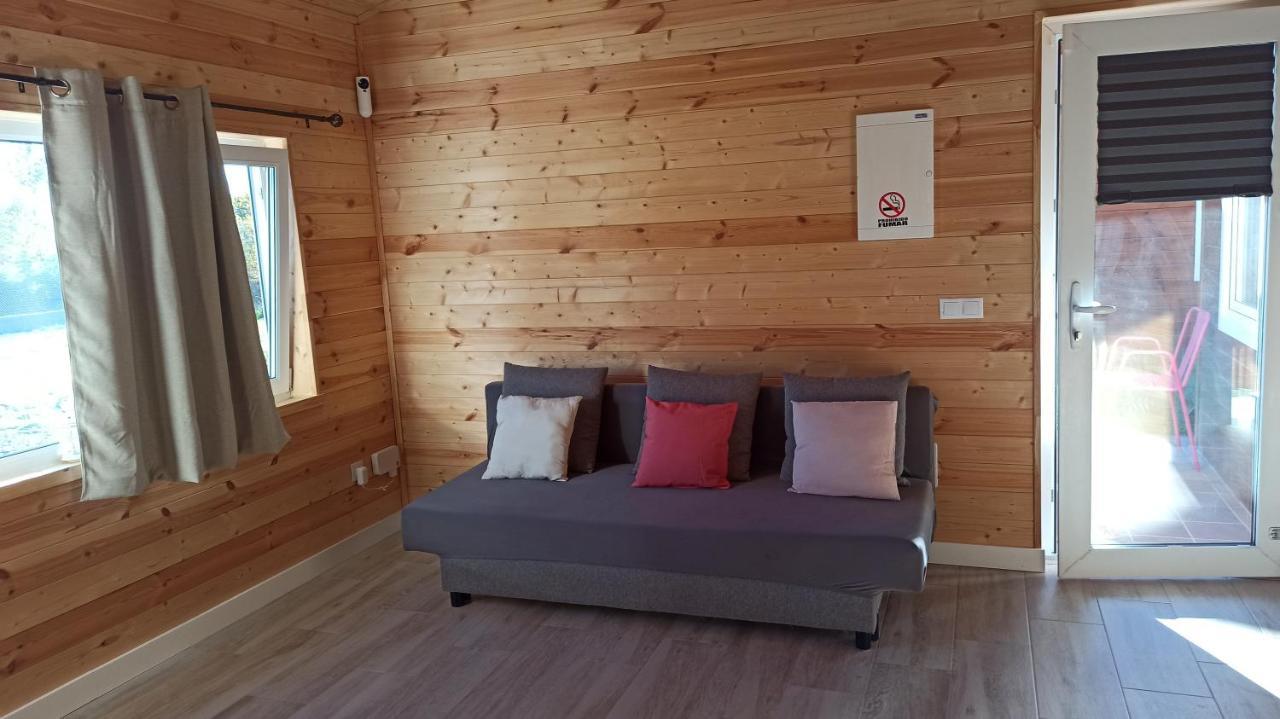 Las Cabanas De Tino Cimanes del Tejar Luaran gambar
